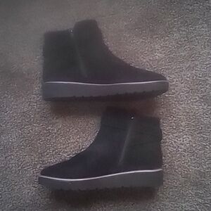 10m aster Naturalizer black boots